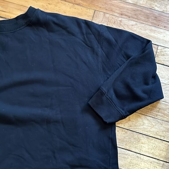 So Women’s black crewneck pullover sweatshirt 3X - Picture 2 of 4